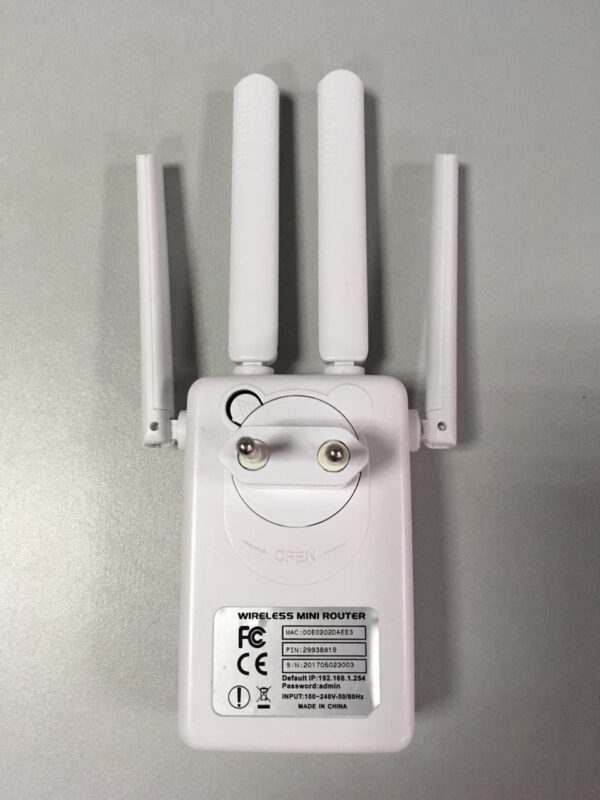 Four Antenna Wireless Router Repeater - Image 4