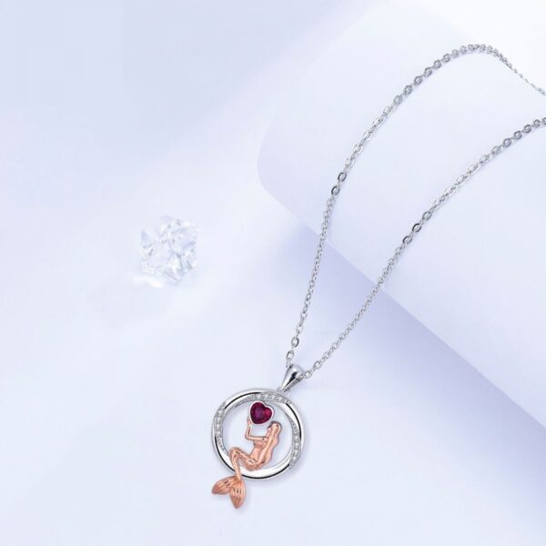 European And American Ornament Mermaid Women's Necklace - Image 5